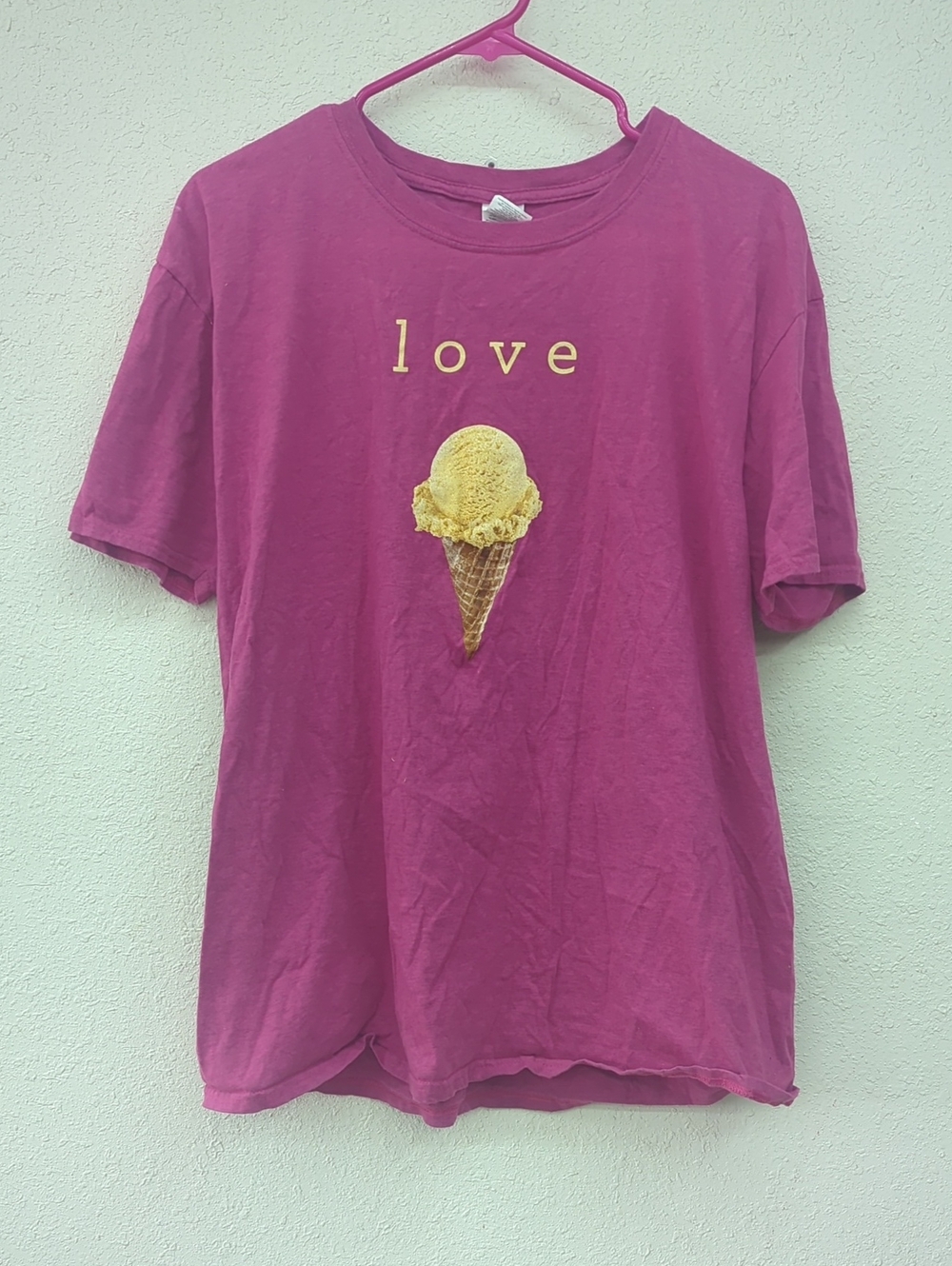 Gildan Magenta Graphic Tee with Yellow Ice Cream Cone